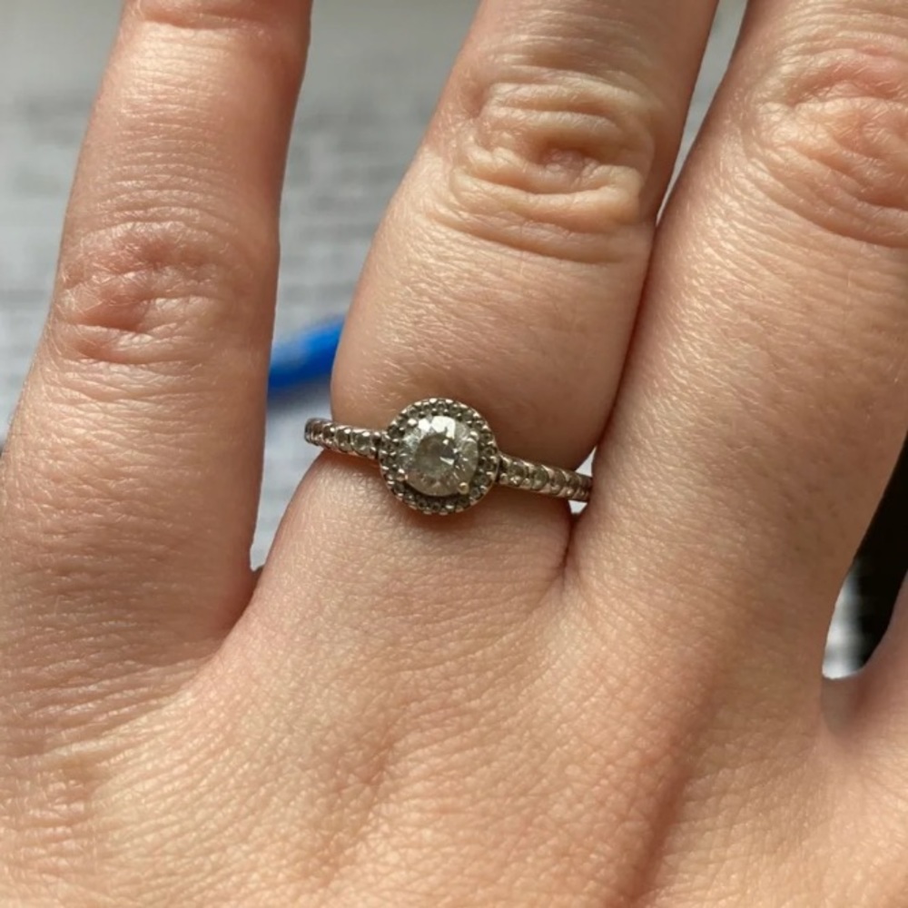 PANDORA Ring size 6